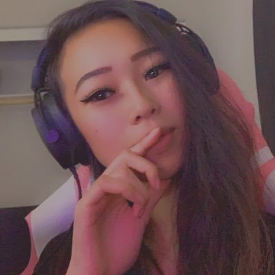 just a small time twitch streamer :)

I will be posting most of my twitch info here.