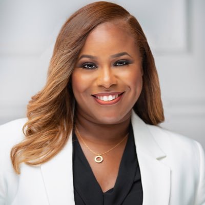 Wife, Mom, Realtor and Woman who desires to follows after God and whose heart is to serve.