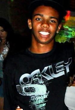 Compecrap's profile picture. Aloha