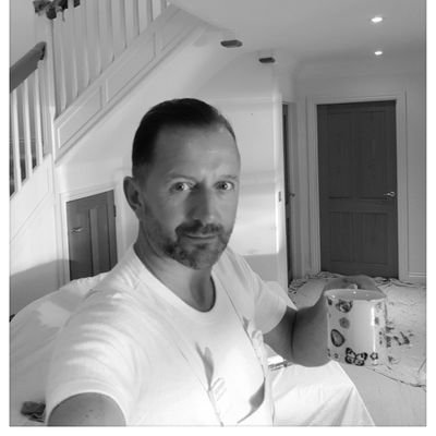 Twitter account for Wren's Decorating, Mark Wren painter and decorator.

Based in Reading and covering all surrounding areas of Berkshire