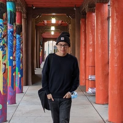 Client Services professional who enjoys ethnic cuisines, craft beers, cocktails, traveling, and photography. Proud speaker of 5 languages. HKG | NYC
