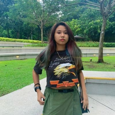 Nadhiraaaah's profile picture. livin'