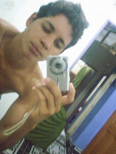 16 Anoos :D
Ô camisa 10 kk'
Ô jogadoor
Ô crack...  
Aki é Tipaçin sistema BRUTO 
Meio jogador meio pião kk'