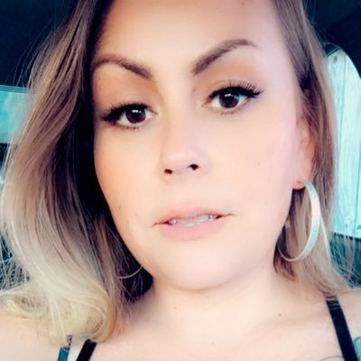 JandthenP's profile picture. I just think I’m funny
