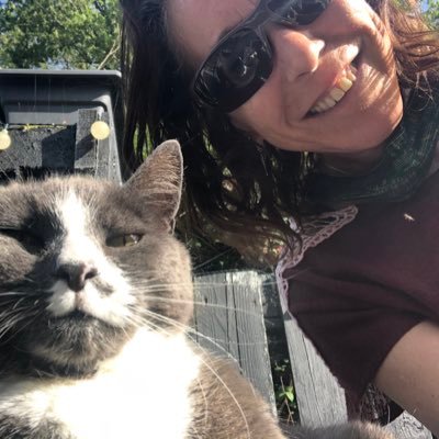 She/her. Third sector comms, senior editor, consultant. Rescued animal pack leader. Politically rather homeless. Retweets are not endorsements.