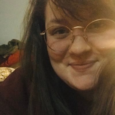 annaroeyourboat's profile picture. 