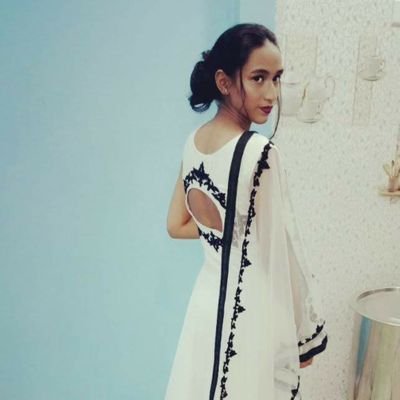 PoojaWa80004486's profile picture. 