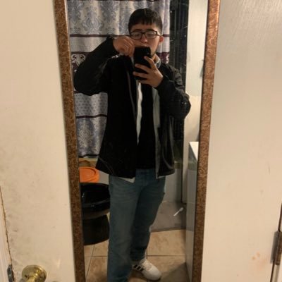 chavitam0305's profile picture. 👻 snap @chavitam14