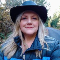 Sue Geiger (@suzygeiger) 's Twitter Profile Photo Sue Geiger (@suzygeiger) 's Twitter Profile Photo