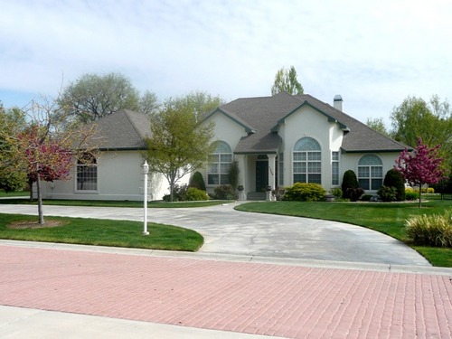 Avalon Custom Homes - helping families realize the American dream of owning a home in Idaho all over the Treasure Valley.