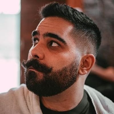 🌈Gay, 🐻Bear, 🎮 Gamer y♦️Jugueton. Un día conquistare el mundo, no se cuando y donde pero lo conquistare.
Twitch: Niquelias ❤️