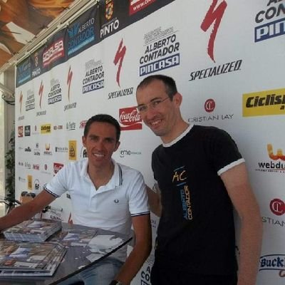 Enamorado del ciclismo y de España.Siempre aficionado del Campeón Alberto Contador,del Crack Dani Navarro. Amoureux de l 🇪🇸 & de cyclisme,du sport en général