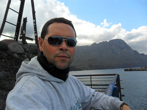 fabian3619's profile picture. Amante del fútbol y la mayoría de deportes ⚽️ 🏈 🏀 🥎. He tenido la suerte de ver a Maradona, Messi,  Ronaldinho, Federer y Nadal, Jordan, Magic Johnson y Manu