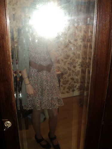 I appreciate sitemodels and their style, Follow me !
The photo is a photo of sitemodel taken on internet