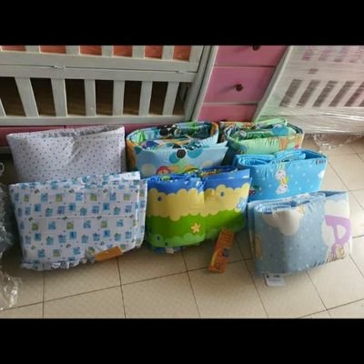 YasminHusseinE1's profile picture. my kids