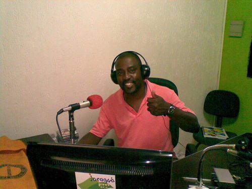 Radialista da Rádio Jaraguá FM 87,5