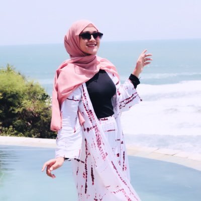 yaelahninn's profile picture. 