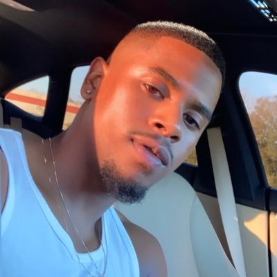 Business Mogul 💼 Alumnus/ Real Estate Agent/Real Estate Investor 🏡 / Stocks 📉 / Business Mogul // IG: Jonquellc ✨