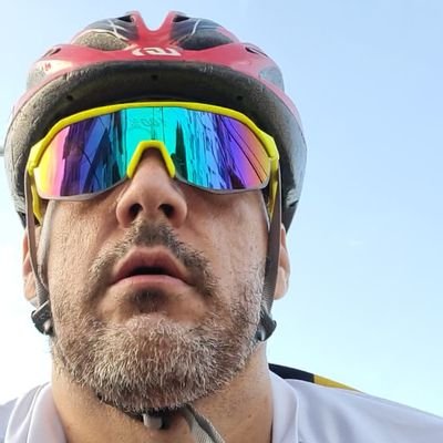 ORIFLAME ... odio el regueton,no me gusta el vallenato.
ciclismo, F1.
#BajemosleAlTonito