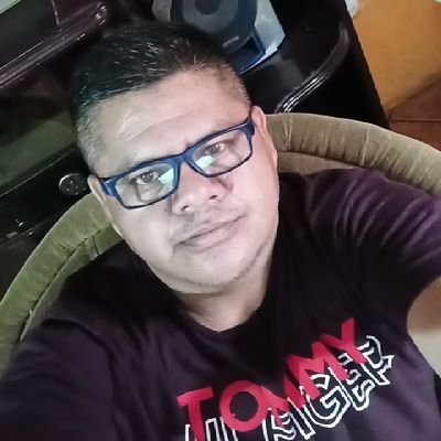 ME GUSTA HACER AMIGOS , SOY DIVERTIDO . Y CREO EN DIOS !!!
