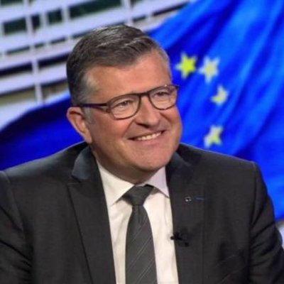 Président de @NimesMetropole |
Membre du Bureau Politique @lesRepublicains | Membre du @EU_CoR