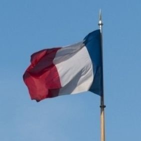Analyses et décryptages de l'actualité politique / Critiques et débats.