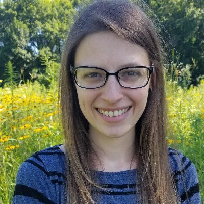 @UWM PhD candidate studying the influence of flowering patterns on pollination and plant reproduction (she/her)