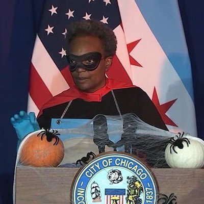 GinaPowers04's profile picture. get off my stage!!! 💨💺