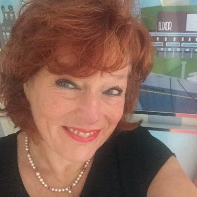 hannyterdoest's profile picture. pr en communicatiemedewerker De Klup Twente, hoofdredacteur Schik, projectleider Fief worden en Fief blijven en Game, eet & match. Tekstbureauterdoest.