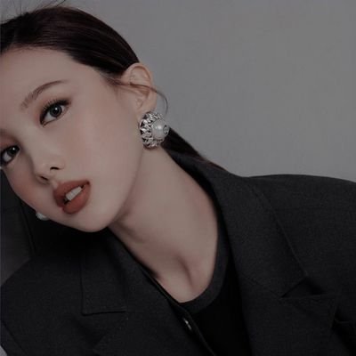 _solidification's profile picture. no time for temporary people.