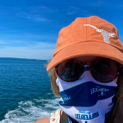 gabbilindgren's profile picture. If it looks like fun it is.  she/her