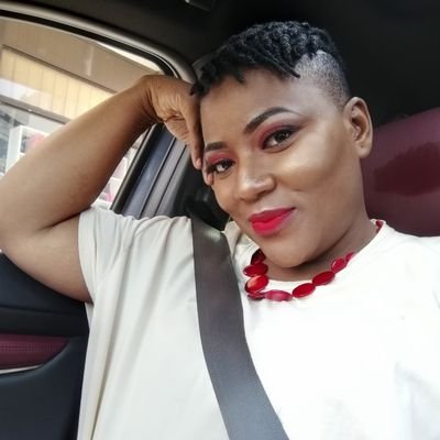 Ngwatshipane_'s profile picture. Mother, sister, daughter and a doctor 💚🤍🤎🖤♥️