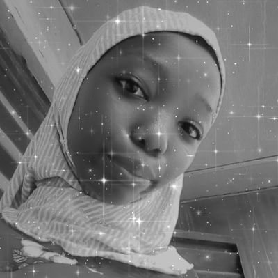 Always shy😌
Addicted to music🎵
Love to eat🍝
Hates nonsense 🤨
