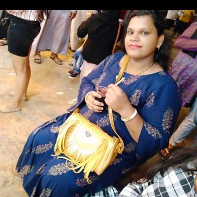 MeenaGu88610574's profile picture. 