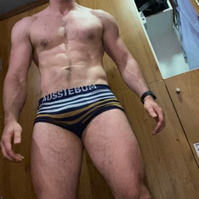 Bi guy in Sydney - always looking to meet decent singles and couples MMF very open minded clean and discreet