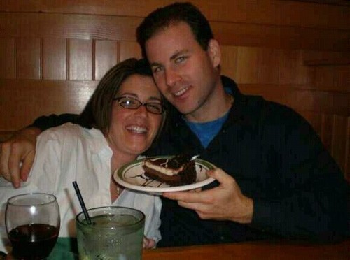 LaetitiaMemphis's profile picture. Been married for almost 11 yrs. Two beautiful children and I'm in sales but waiting tables right now due to economy.