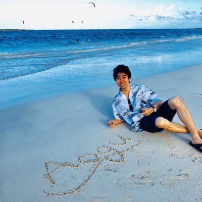 【新宿】【23歳/起業家】【初心者も成果出してます】【20代のうちに年商10億円の会社を作ります】【SNSで月に10万は安全に稼げる方法を教えてます】(リスク❌ ネズミ講❌ マルチ商法❌ 紹介系❌) 【知識経験は必要無し👌初心者の方大歓迎です💡】