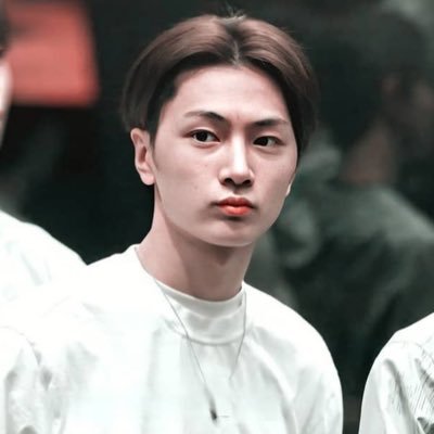 istgpjay's profile picture. ⛓🖤 -: #ENHYPEN’s support system | still waiting and love for K💚