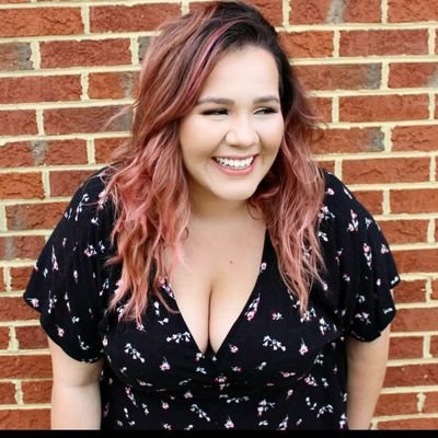 KatPaola2020's profile picture. 