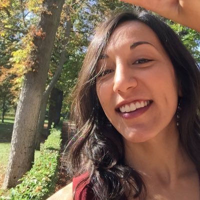 _julieregina's profile picture. Designer & Pro Organizer | formerly @healthymindsorg and @IDEO