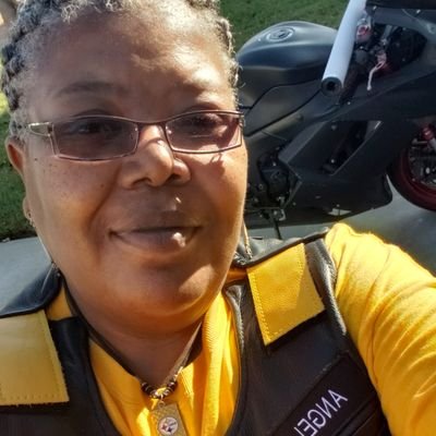 I am a person of many interests. I love to read and I would love suggestions on great authors.  #SteelersFan4 Life. MOTTO: Find joy in life!!