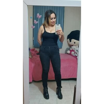 TaniaBalderas20's profile picture. Futura Abogada, Pseudofifí, Ovovegetariana, Ambientalista, Amante de la vida y los animalitos.. Me chocan las injusticias!