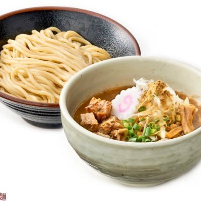 限定麺などのお得の情報じゃんじゃん更新します🧙‍♂️