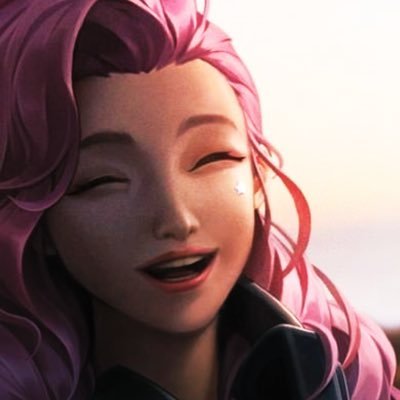 Hey there!. Seraphine here live and in stereo. I have a few beats to share if you want to listen. Just for a little while. //#LeagueRP #Mainverse #KDAverse