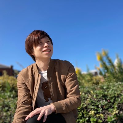 snootech_awata's profile picture. Ruby on Rails、react、next.jsソフトウェアデベロッパー兼会社の代表。メガベンチャー開発を手伝っていたり、海外の案件持ってたり、新規サービスを作ってたりしてます。
25歳で独立したので、会社員歴は短いです。スヌーピー大好きです。