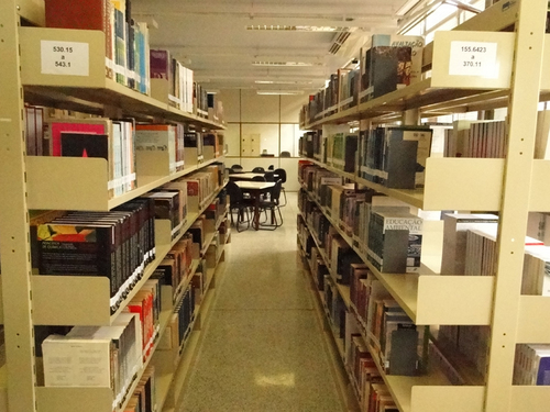 Twitter do Departamento de Biblioteca da UTFPR, Campus Campo Mourão. Informações, notícias e novidades sobre a Biblioteca.