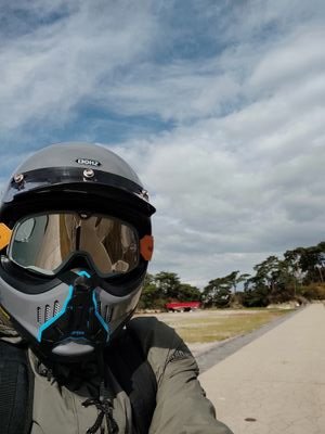 岩手のバイク乗りです。
基本ソロツー派です。
岩手県内を中心にツーリングしてます。
2020.10.26
ハスクバーナ スヴァルトピレン250 納車しました。