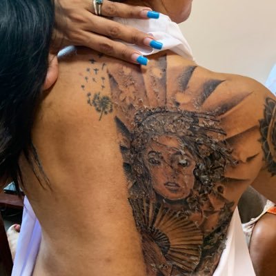 itsmeMARIOb's profile picture. Pinay transgender | thought-porn o kaya influencer-wannabe (bakit ba, gawa ka din ng sayo). Breathing and reinventing my version 3.0