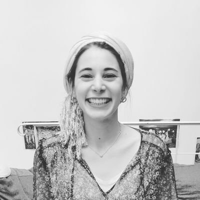 Co-fondatrice de https://t.co/t7UEjOFcDa
Judaïsmes et Féminismes ❤️
- avec du Pilpoul 🥳
- et du piment 🌶
_____
All about #Feminism and #Judaism
#NoRule30