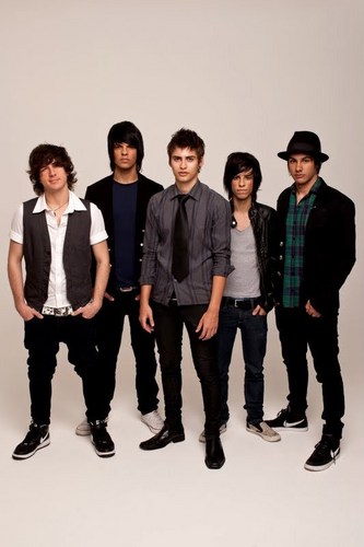 Fc criado para a banda mash, como sinal do nosso amor por eles,feito no dia 18 de maio de 2010, e oficializado pelo @mashcardim no mesmo dia.